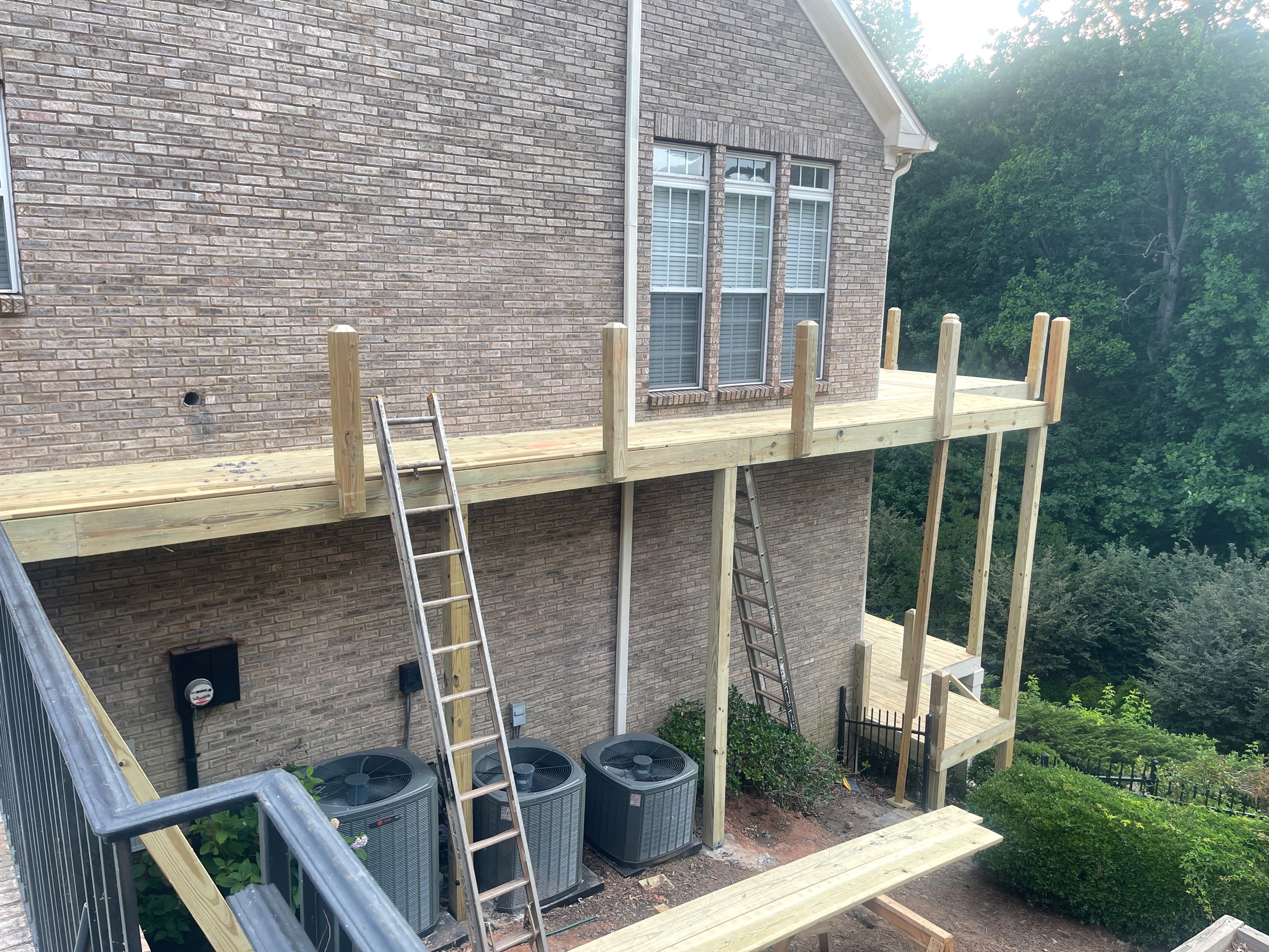 Two-Level Deck with Catwalk